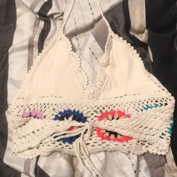 Halter top - Picture 2 of 2